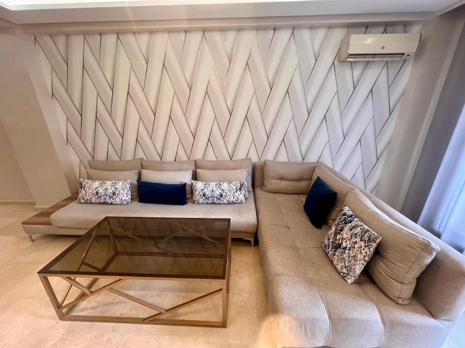 E-Appartement De Luxe Centre Gueliz Piscine Parking Fibre Netflix มาร์ราเกช ภายนอก รูปภาพ