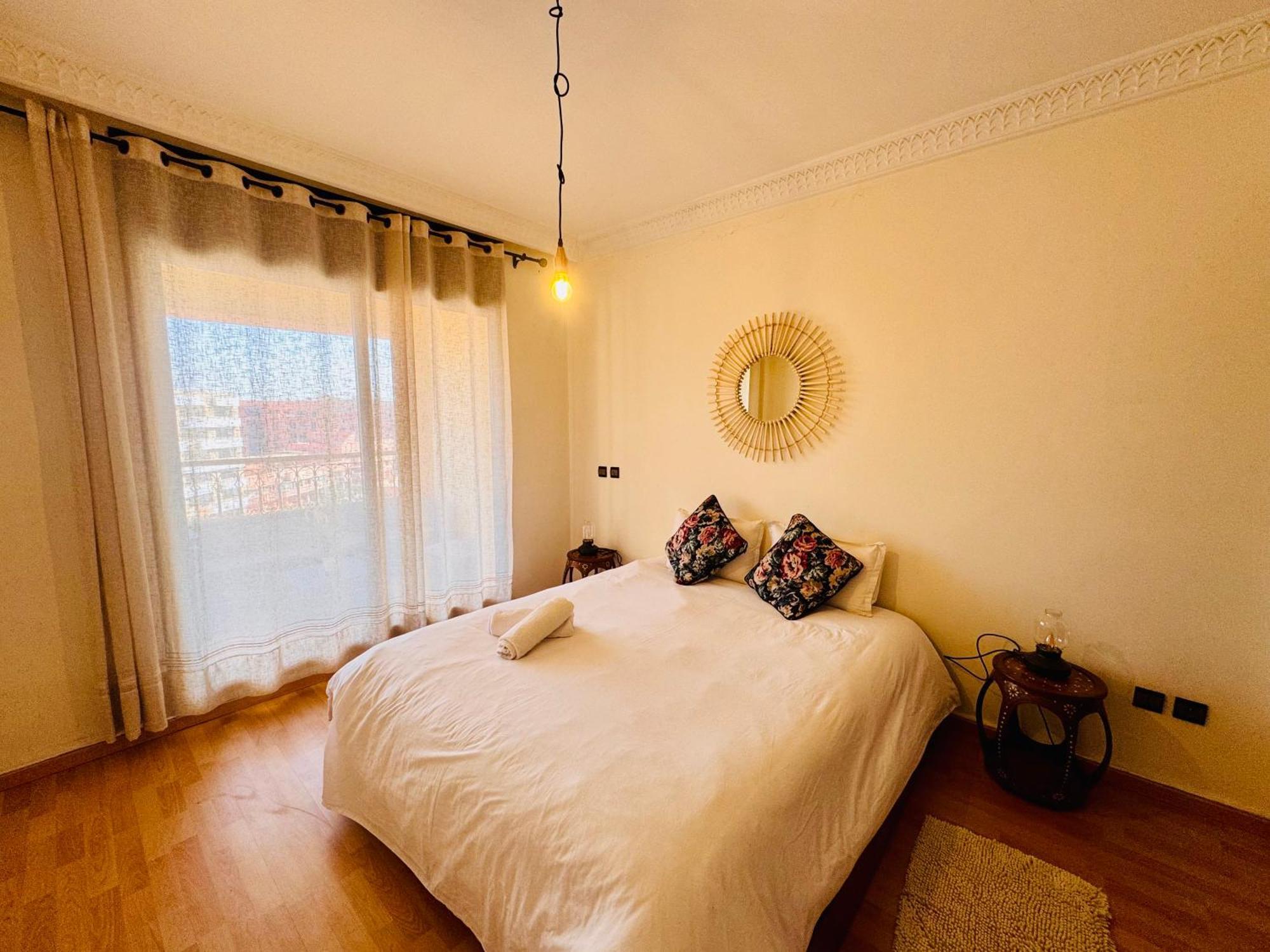 E-Appartement De Luxe Centre Gueliz Piscine Parking Fibre Netflix มาร์ราเกช ภายนอก รูปภาพ